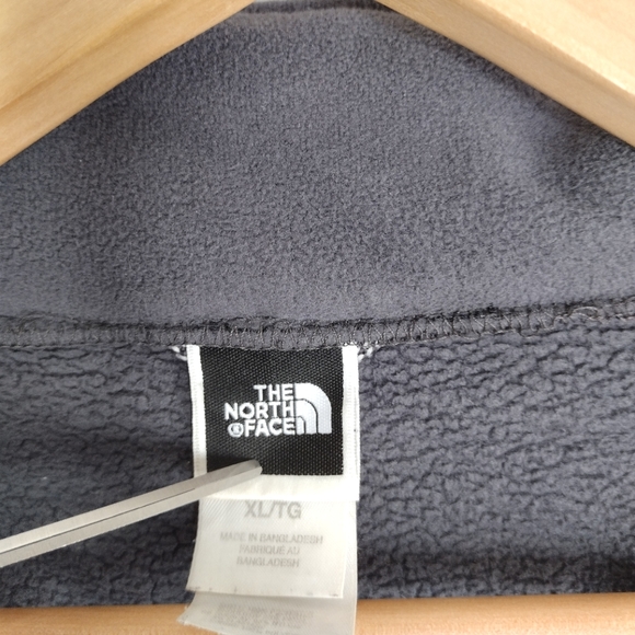 The North Face Fleece Full Zip Jacket - Picture 13 of 14